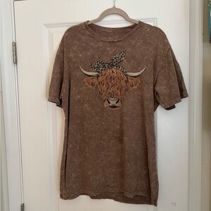 Lotus Fashions t-shirt size L